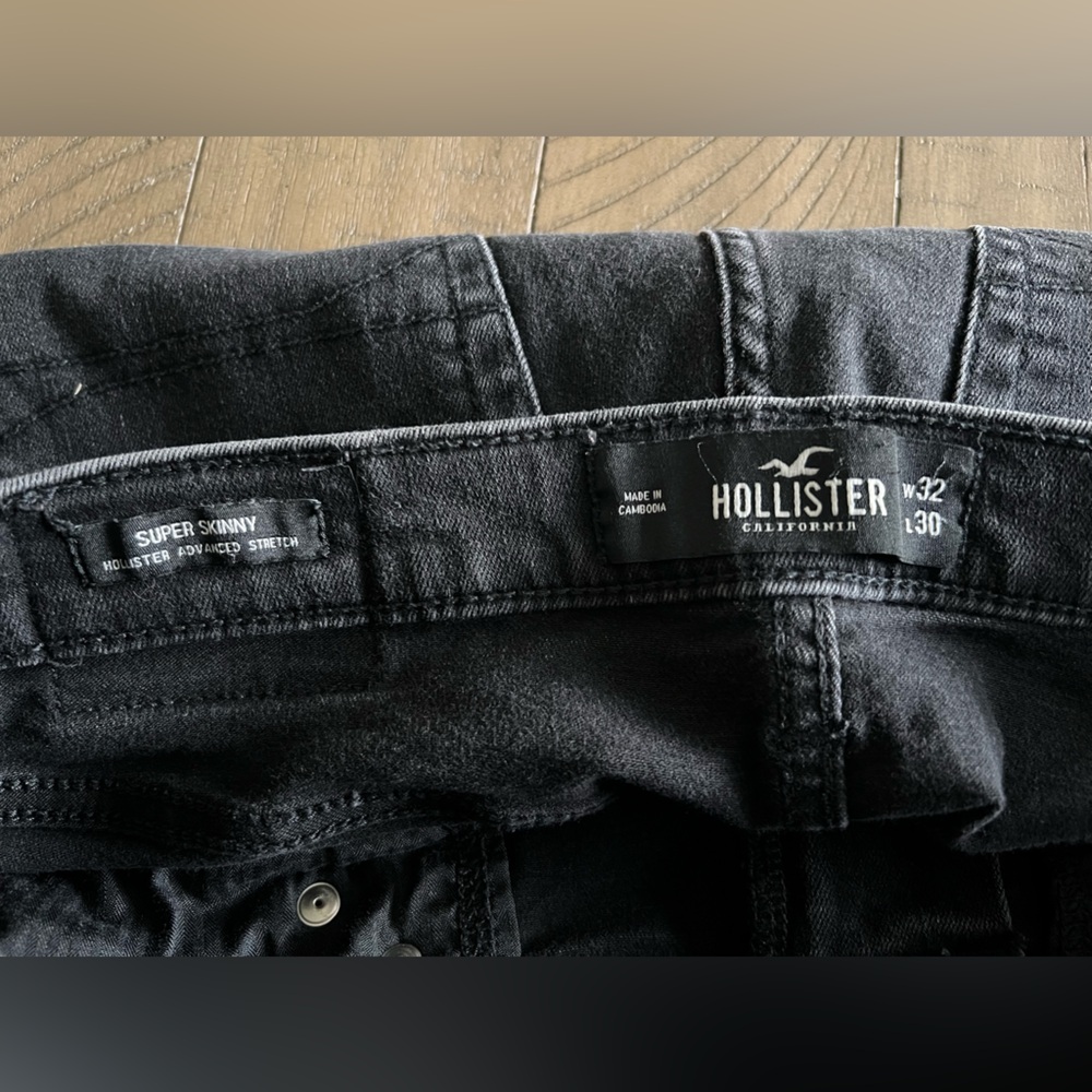 🛍️🛍️ HOLLISTER Black Super Skinny Stretch Distressed Jeans EUC - Picture 6 of 7